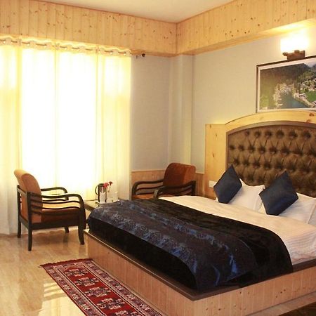 Hotel Bodh International Маналі Екстер'єр фото
