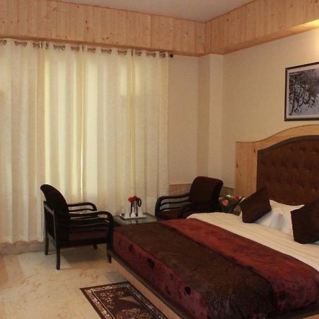 Hotel Bodh International Маналі Екстер'єр фото