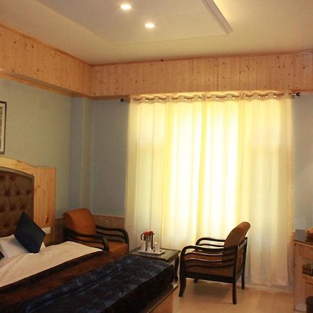 Hotel Bodh International Маналі Екстер'єр фото